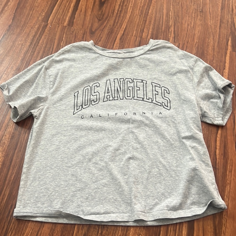 los Angeles shirt, matches with everything